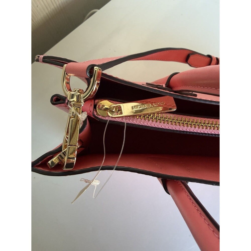NWT Michael Kors Mercer Large Accordion Tote Pebbled Leather Grapefruit Pink - Picture 7 of 16